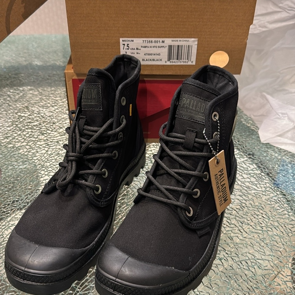 Palladium Authentic Style Pampa Hi Htg Supply Style 77356-001-M Men 7.5 Women 9 - Picture 6 of 11